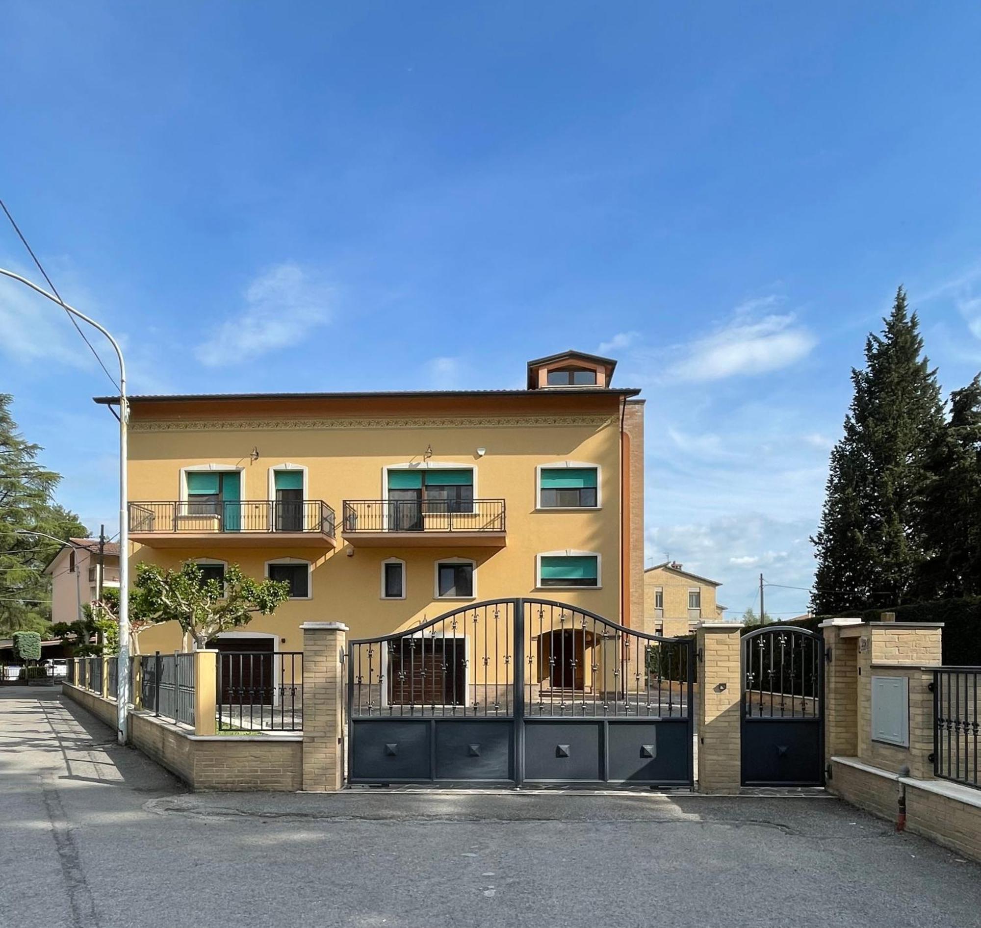 Villa Adige Luxury - M&M Holiday House Περούτζια Εξωτερικό φωτογραφία